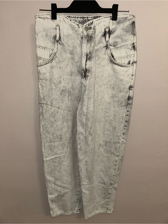 All Saints Denim - AllSaints Women’s Acid-Wash paper bag Light Gray Boyfriend Jeans